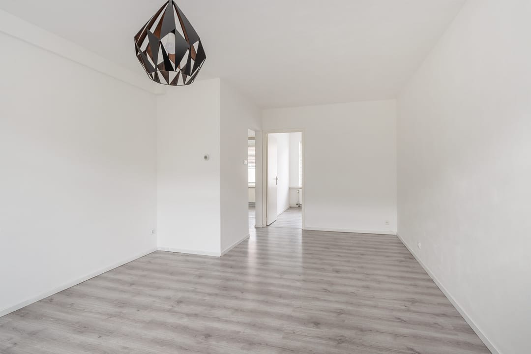 Photo 8 of Van Marumstraat 15-B