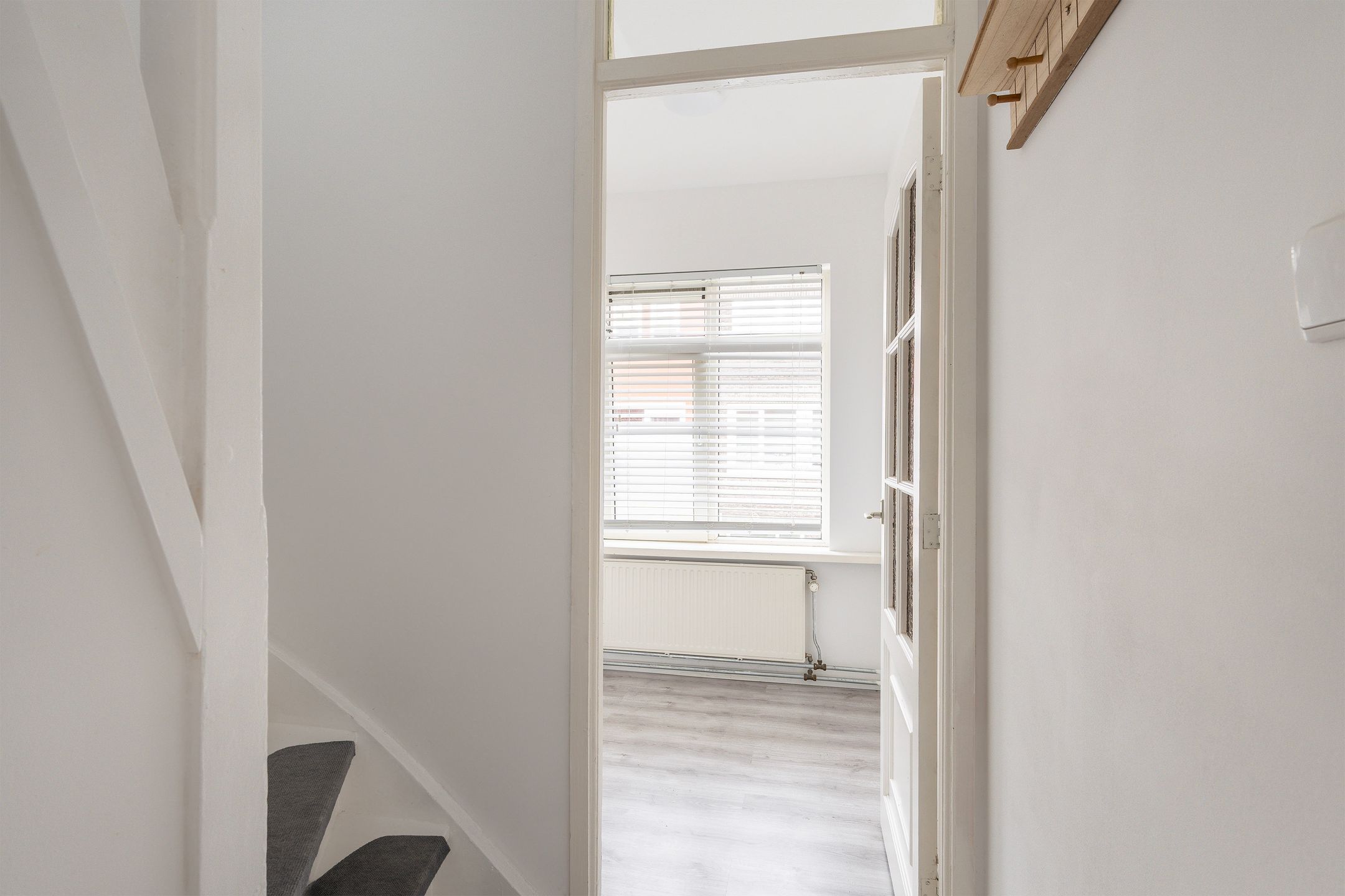 Photo 9 of Van Marumstraat 15-B