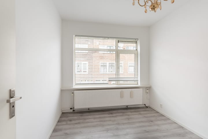 Foto 11 van Van Marumstraat 15-B