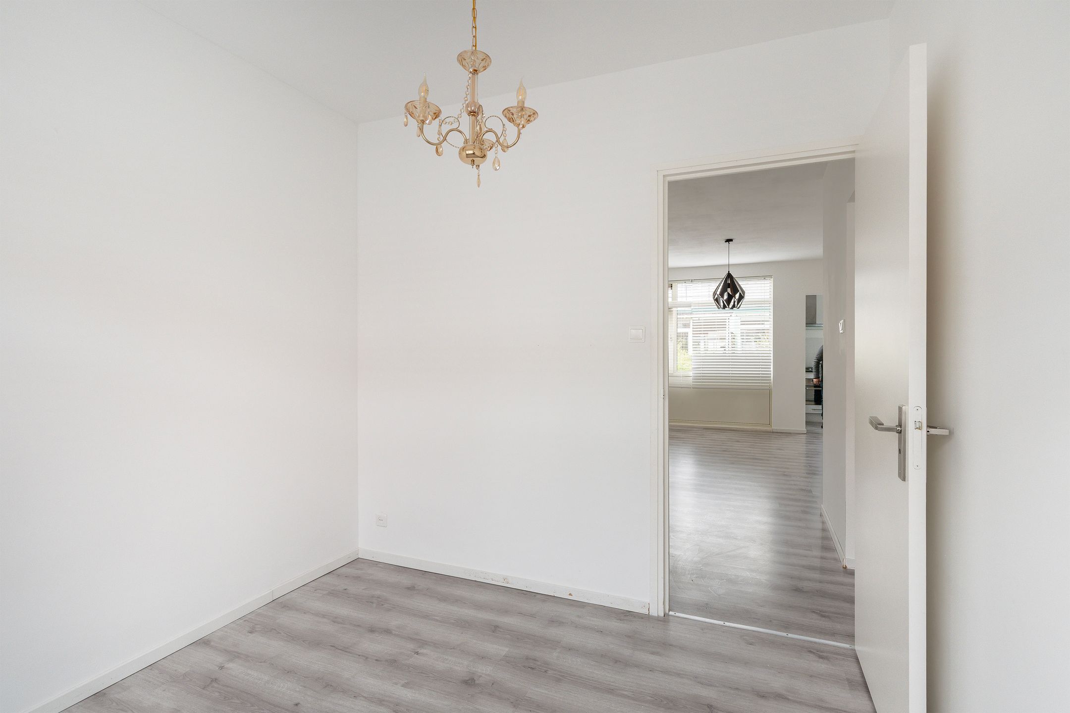 Photo 12 of Van Marumstraat 15-B