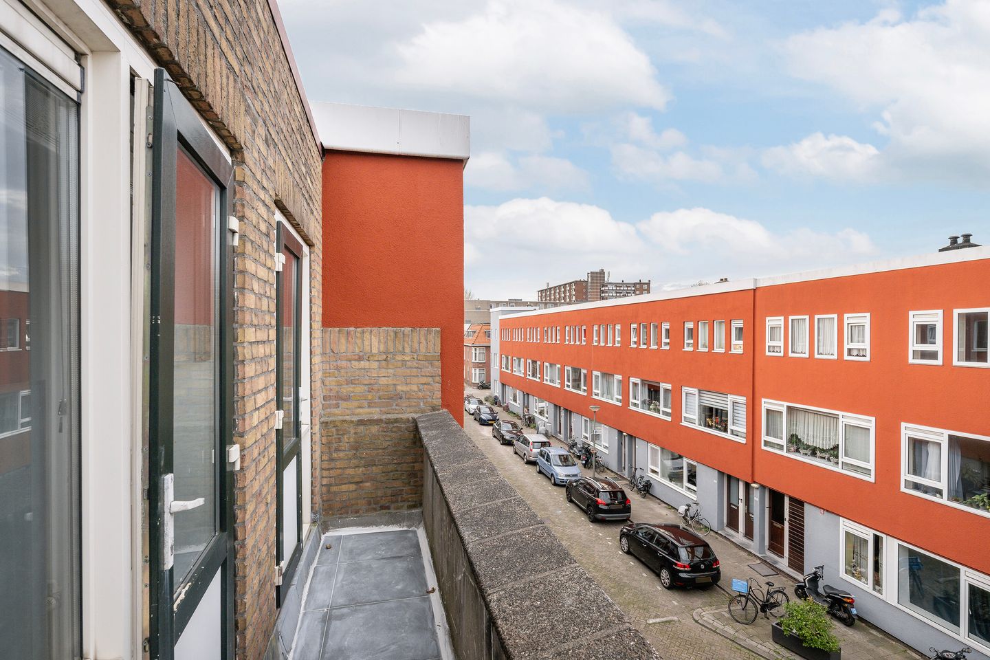 Photo 19 of Van Marumstraat 15-B