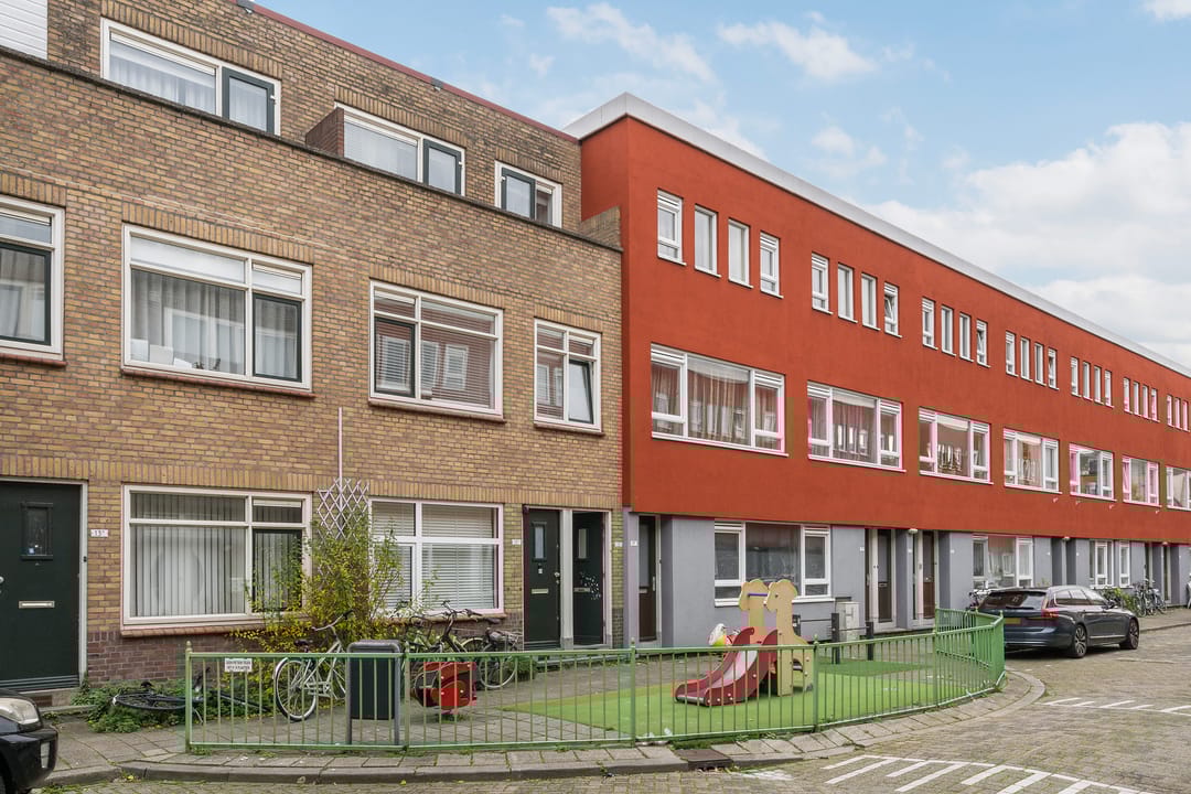 Photo 23 of Van Marumstraat 15-B