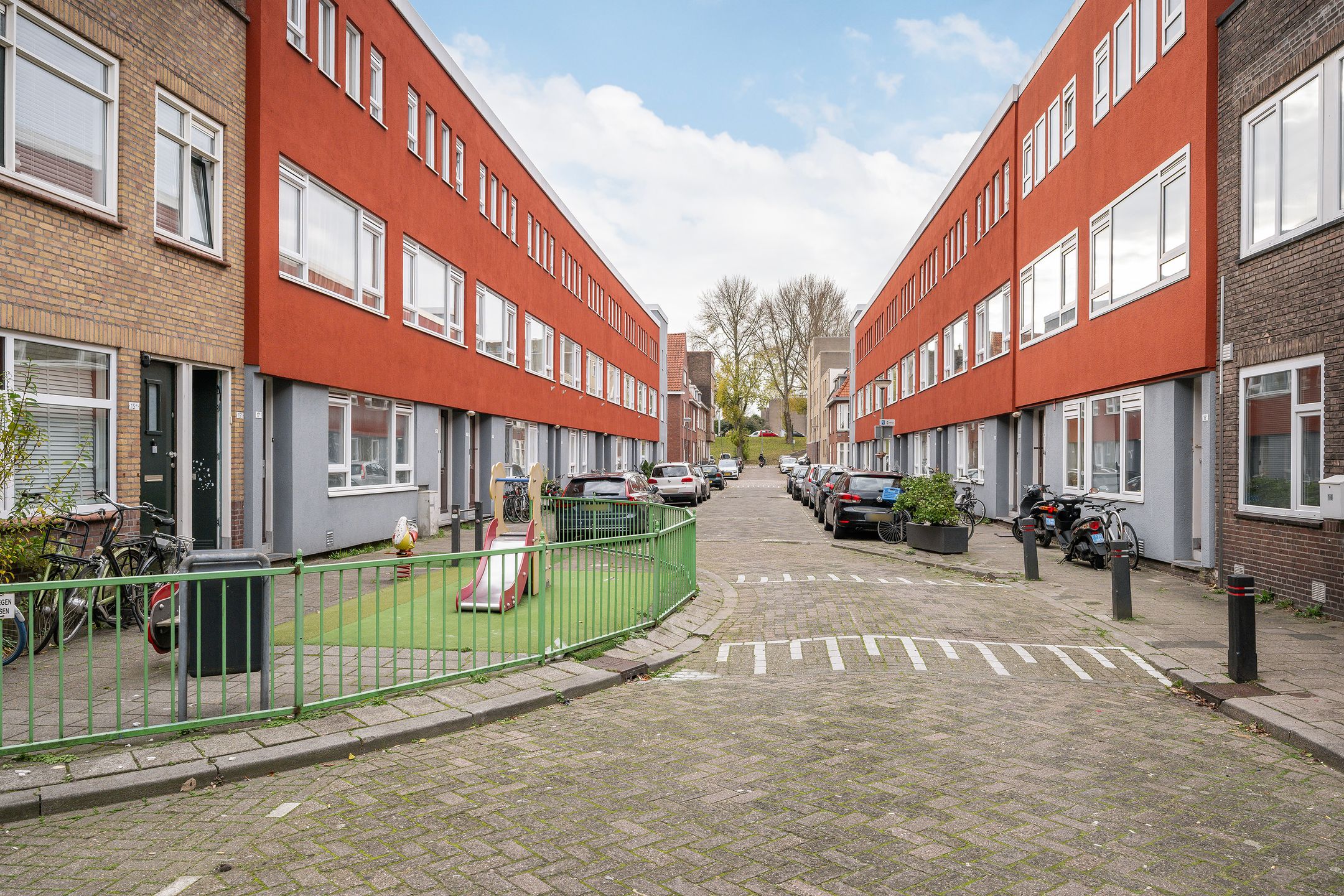 Photo 24 of Van Marumstraat 15-B