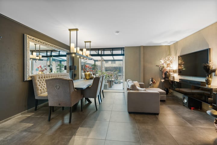 Foto 18 van Count Basiestraat 44