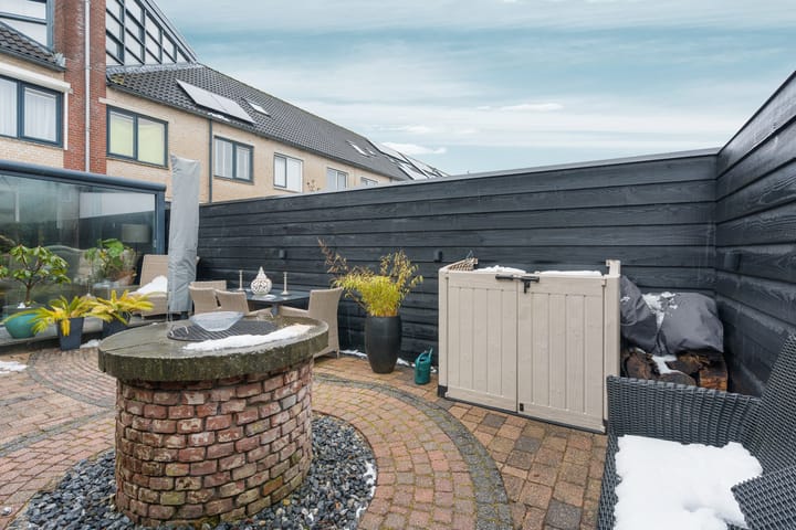 Foto 49 van Count Basiestraat 44