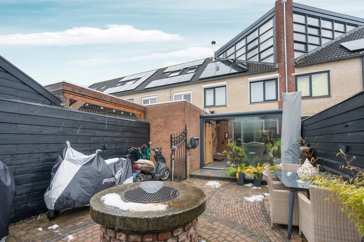 Foto 50 van Count Basiestraat 44