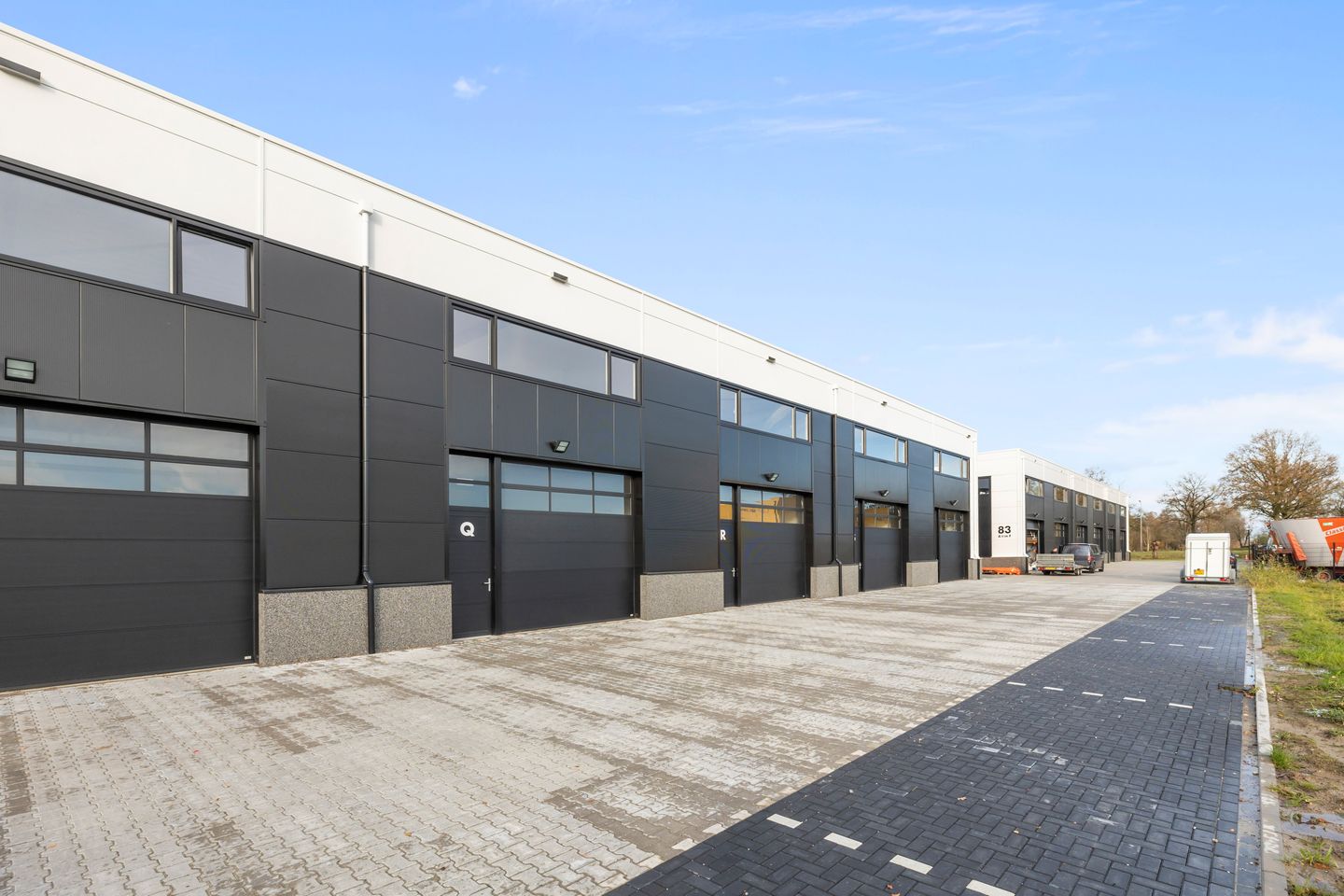 View photo 3 of Almelosestraat 83-q