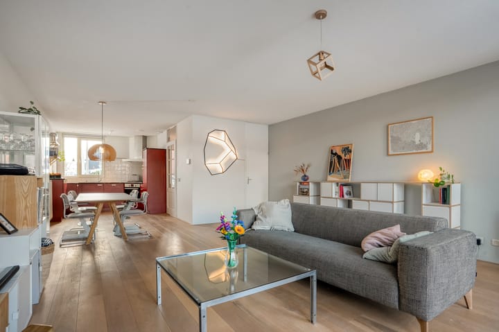 Foto 10 van Bronstraat 55