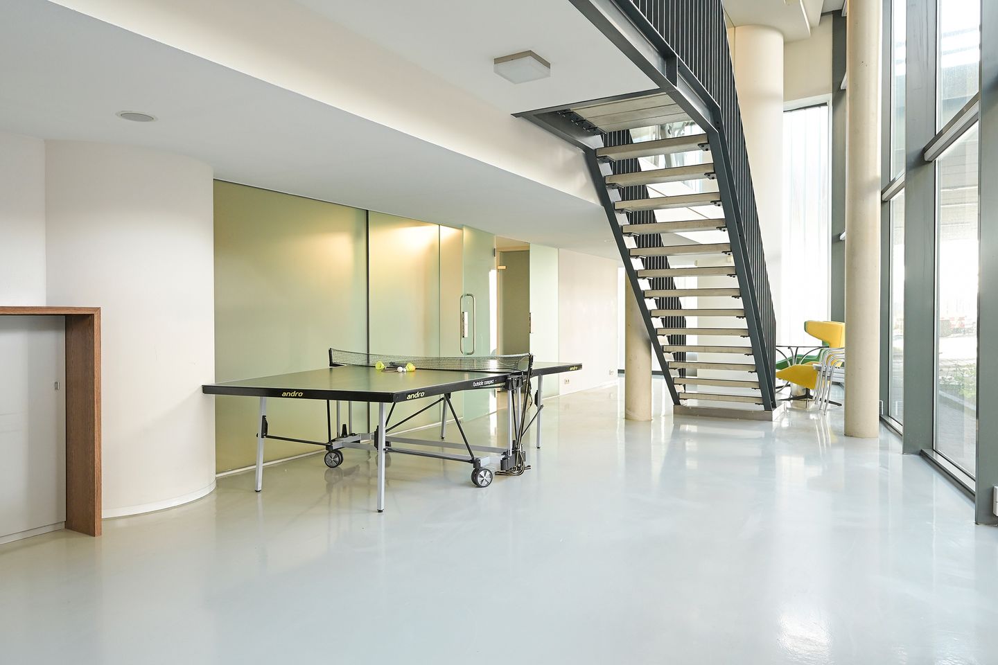 Bekijk foto 3 van Anna van Buerenstraat 120