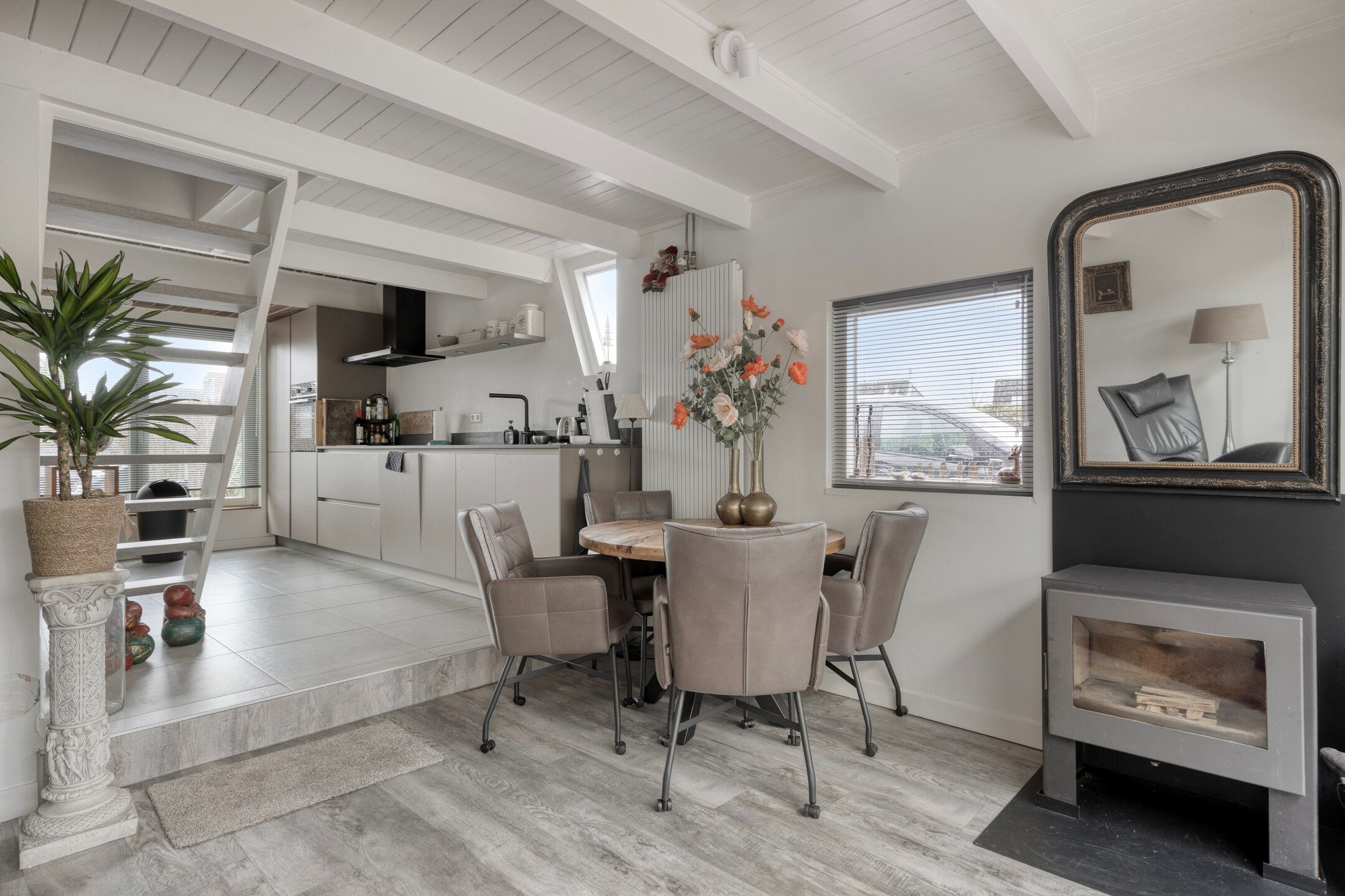 Photo 12 of Zuiddijk 61-A84