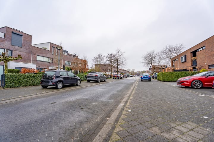 Foto 32 van Waterweegbree 26