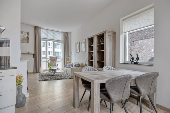 Foto 20 van Sluisplein 50