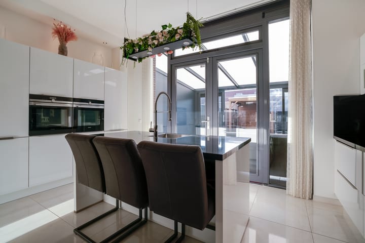 Foto 16 van IJssellaan 42-A