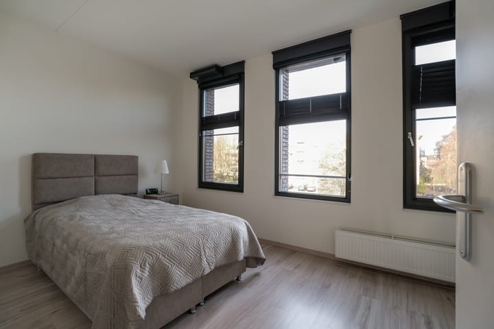 Foto 39 van IJssellaan 42-A