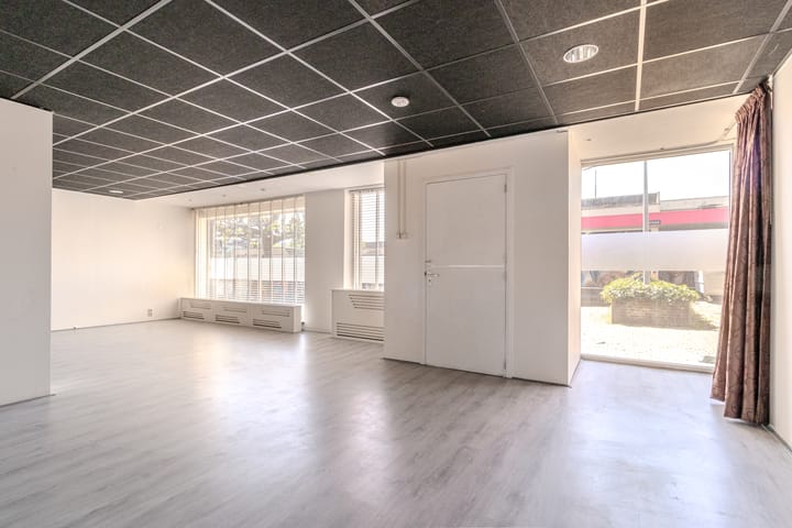 Photo 2 of Peperstraat 2