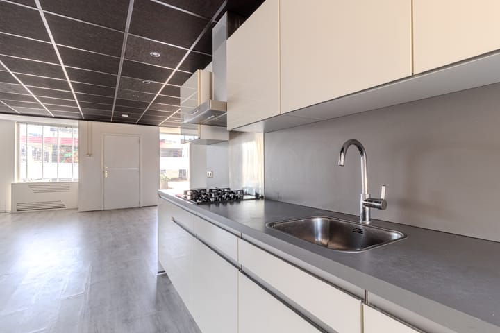 Photo 11 of Peperstraat 2