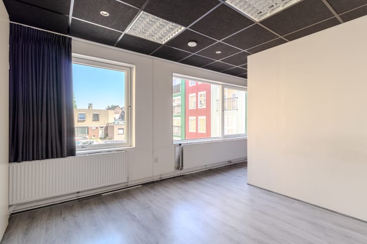 Photo 13 of Peperstraat 2