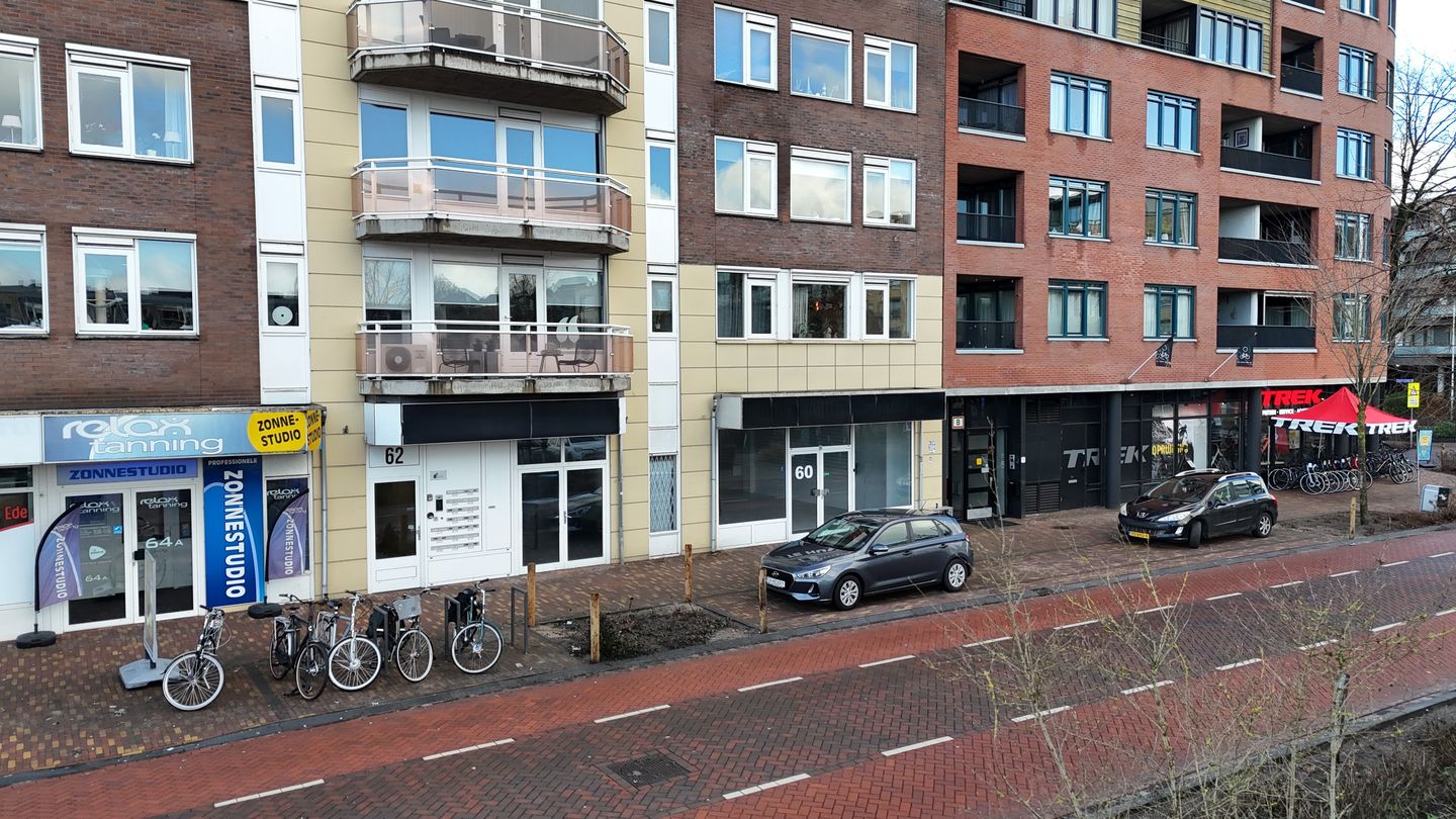 View photo 2 of Telefoonweg 60