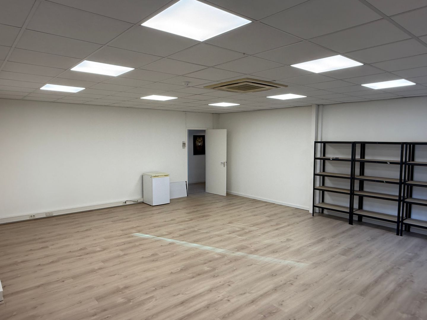 Bekijk foto 3 van Schermerweg 43