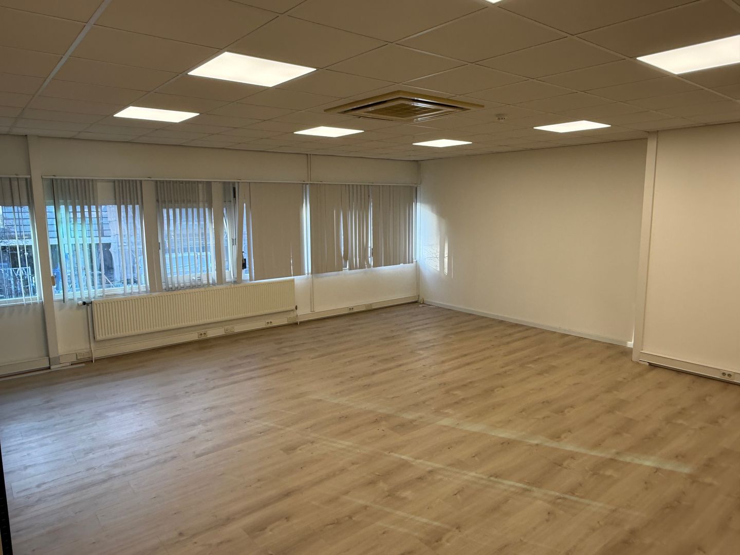 Bekijk foto 5 van Schermerweg 43