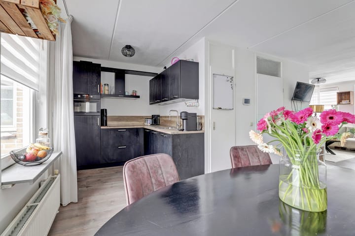 Foto 12 van Zonnedauw 8