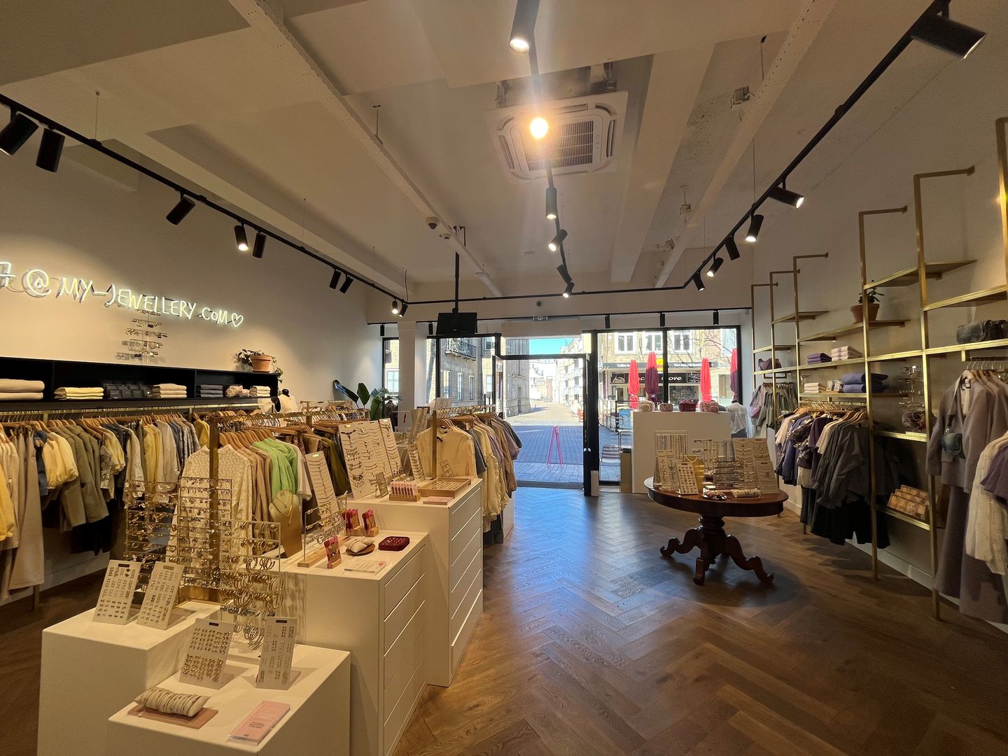 Bekijk foto 4 van Langestraat 13