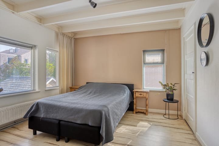 Foto 15 van Burgemeester Falkenaweg 73