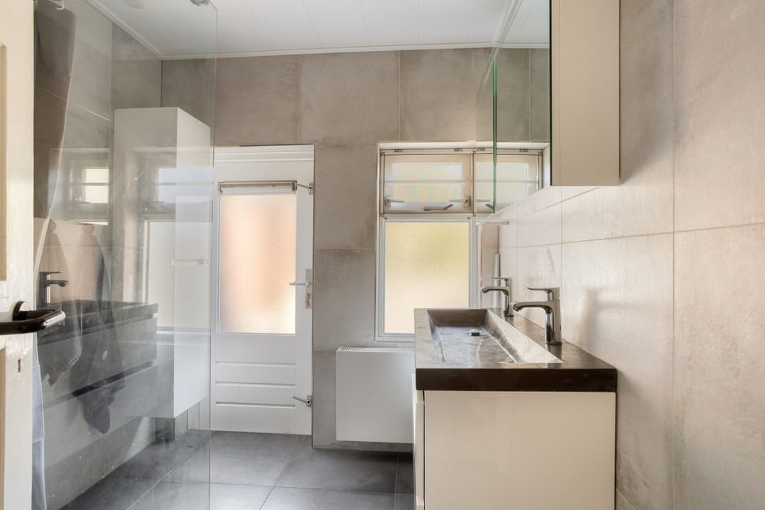 Photo 17 of Burgemeester Falkenaweg 73