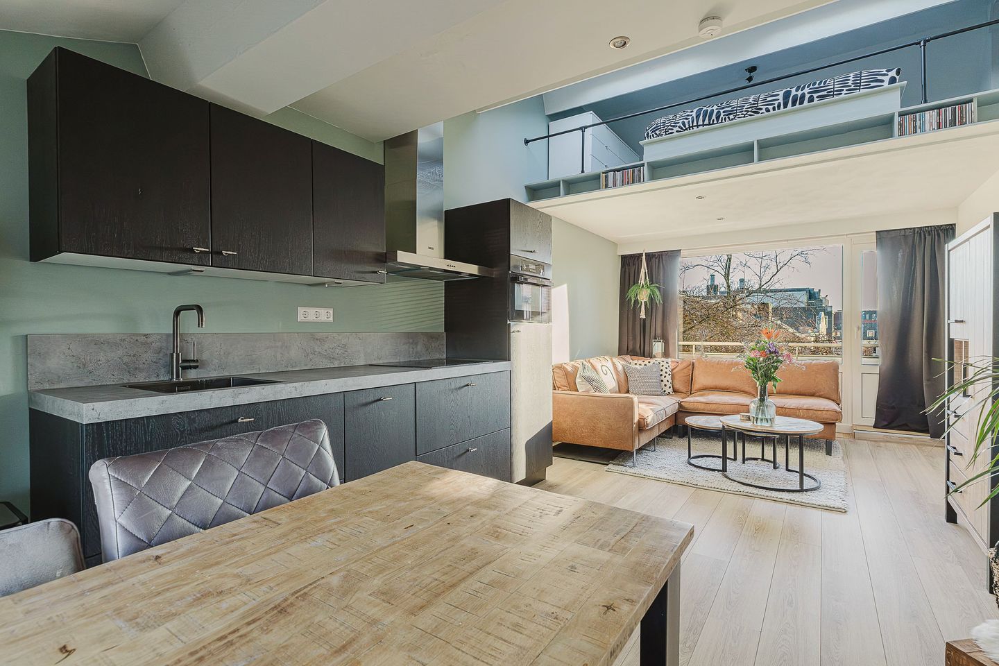 Foto 19 van Caspar Damstraat 33