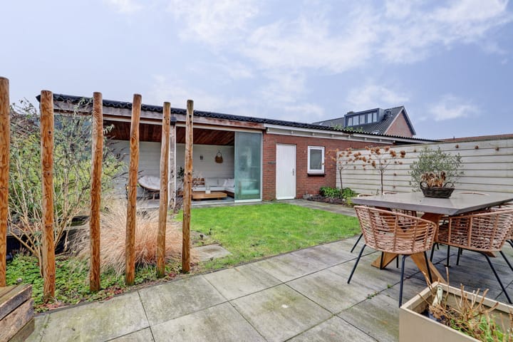 Foto 28 van van Bronkhorststraat 7