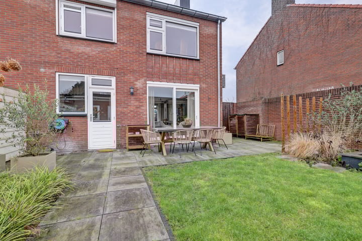 Foto 35 van van Bronkhorststraat 7