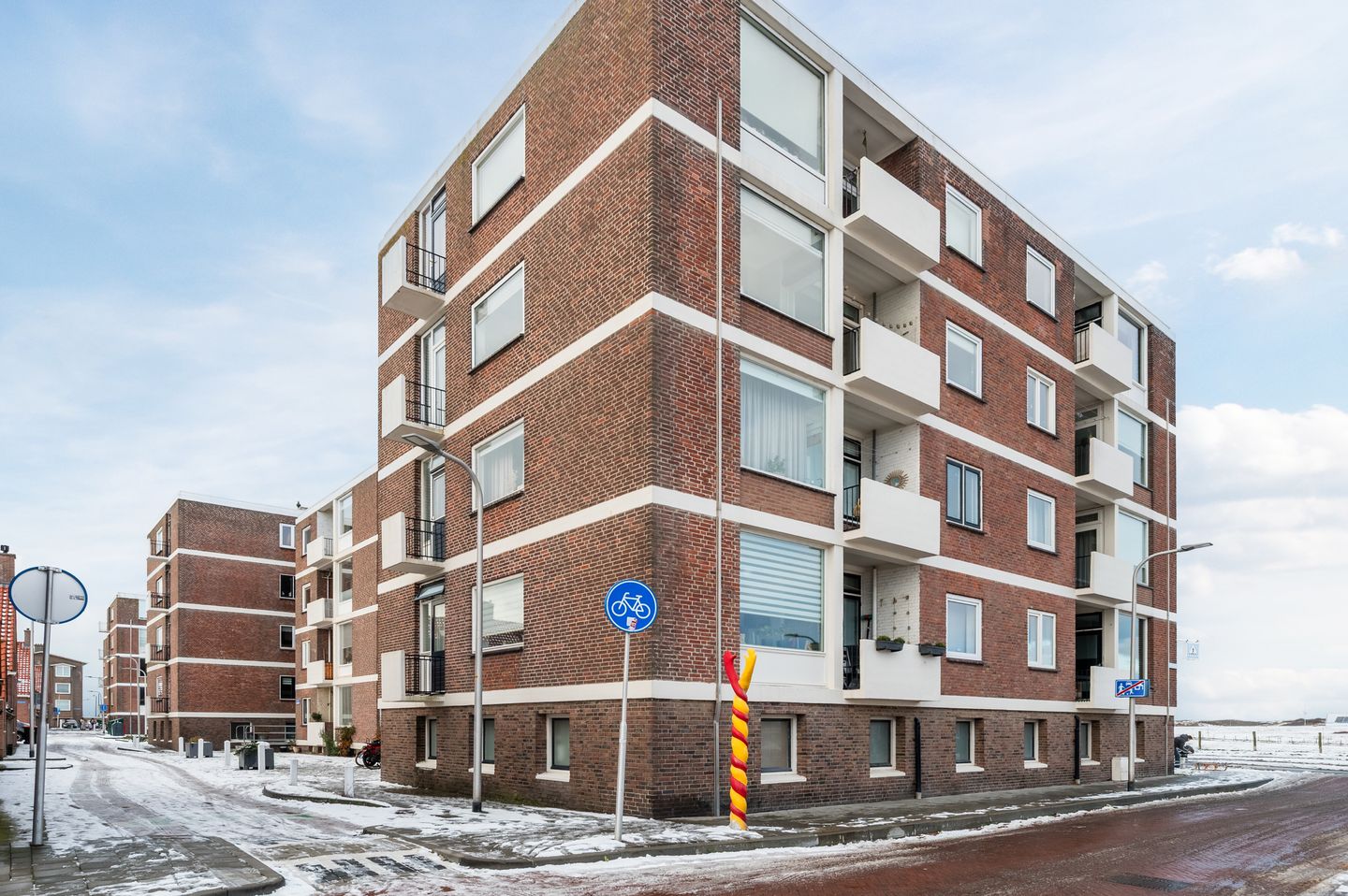 Foto 34 van Rijnmond 76