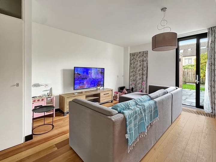 Foto 2 van Nat King Colestraat 22