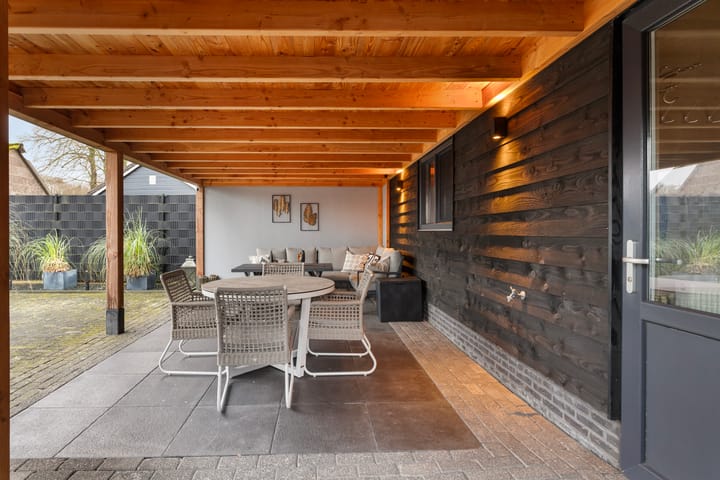 Foto 42 van Stuivezandsweg 5