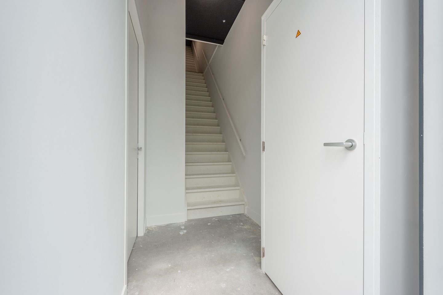 Bekijk foto 2 van Eemmeerlaan 2-E