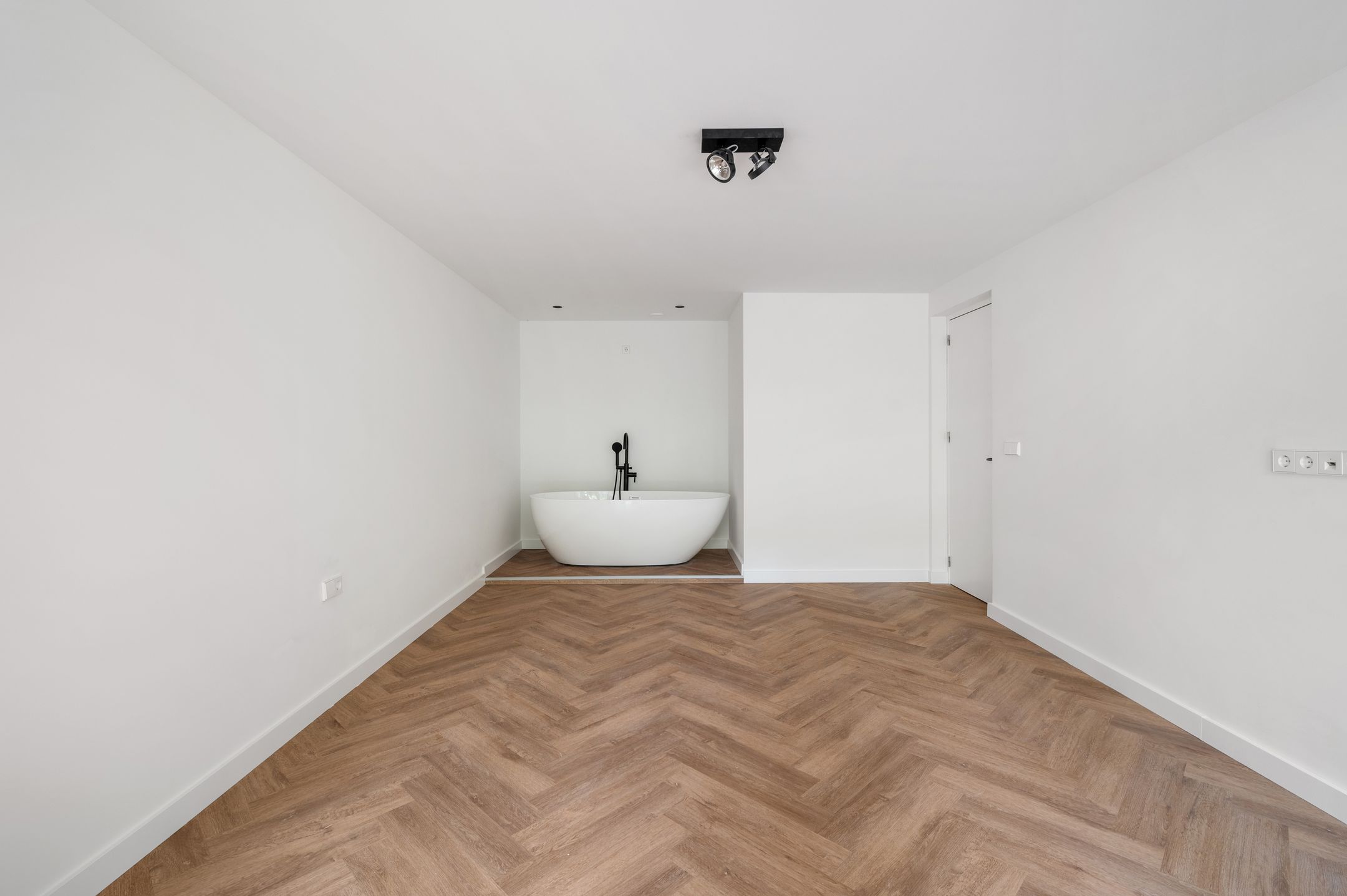 Foto 12 van Spoorsingel 59-A