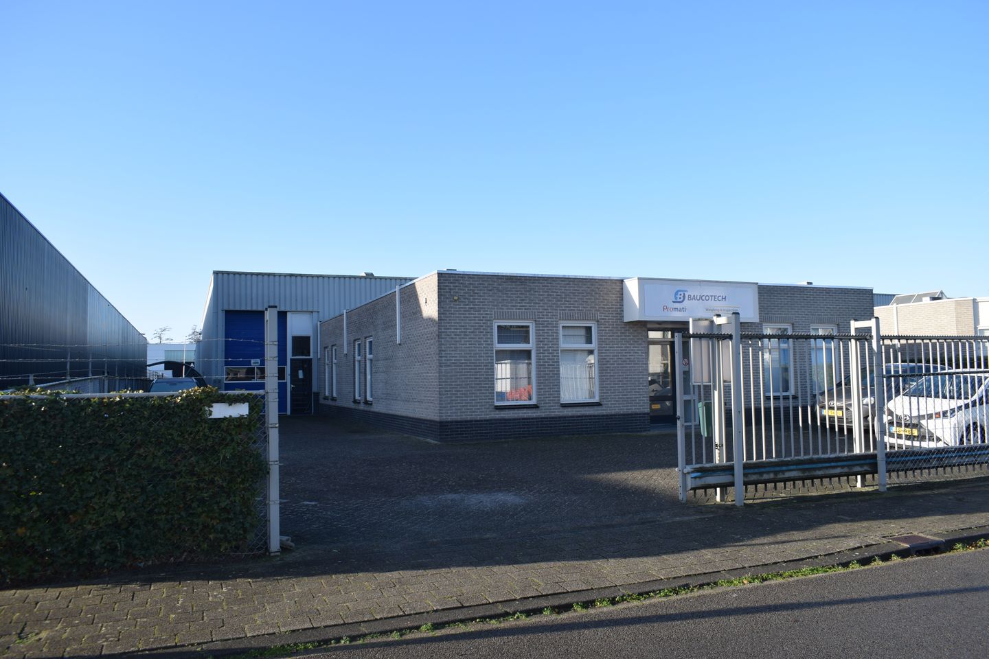 View photo 2 of Nikkelstraat 45