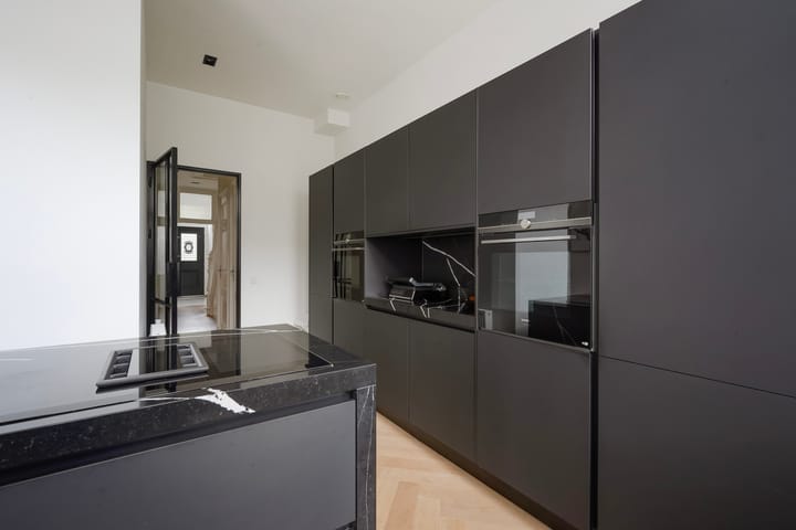 Foto 10 van De Perponcherstraat 136