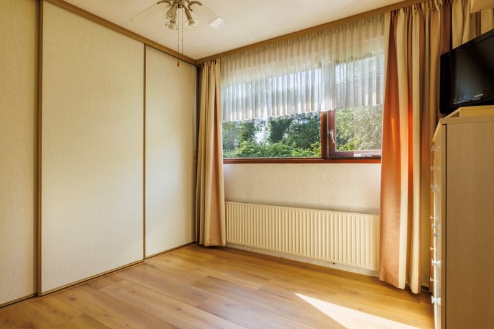 Photo 18 of Woudweeren 27-WS