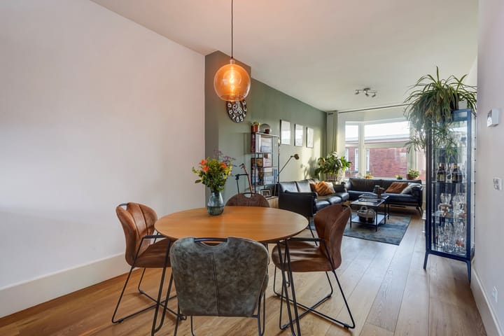 Photo 3 of Garderenstraat 19