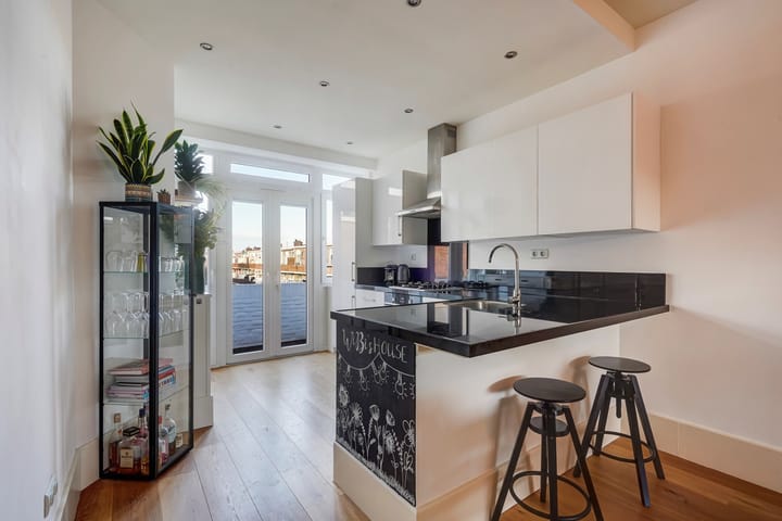 Photo 4 of Garderenstraat 19