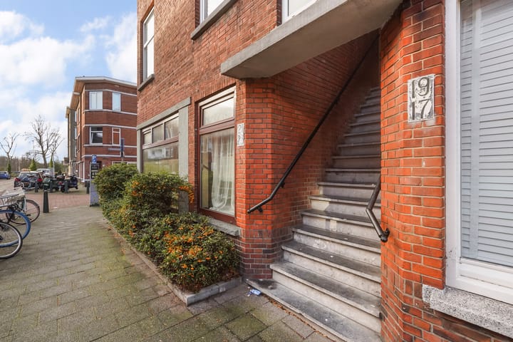 Photo 9 of Garderenstraat 19