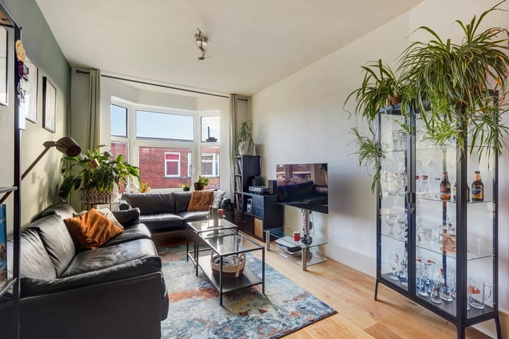 Photo 15 of Garderenstraat 19