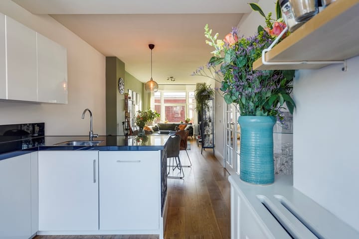 Photo 24 of Garderenstraat 19