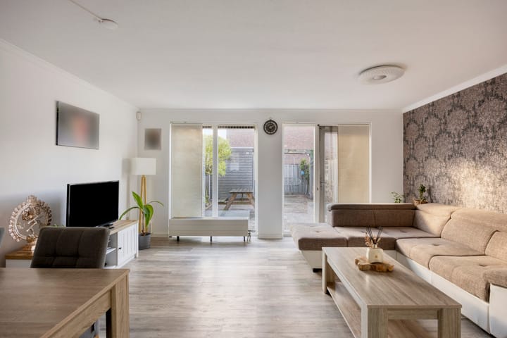 Foto 7 van Wim Kanplein 13