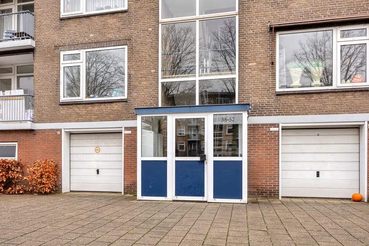 Foto 2 van Carel van Manderstraat 46