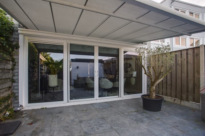 Foto 24 van Margaret Staalstraat 5