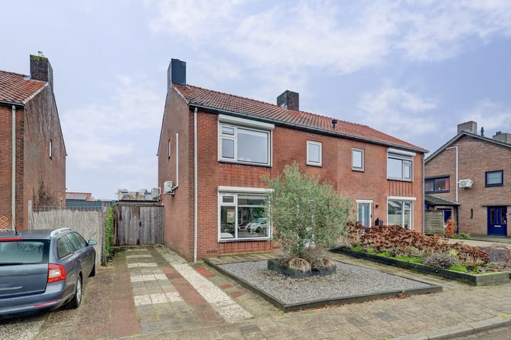 Foto 2 van van Bronkhorststraat 7