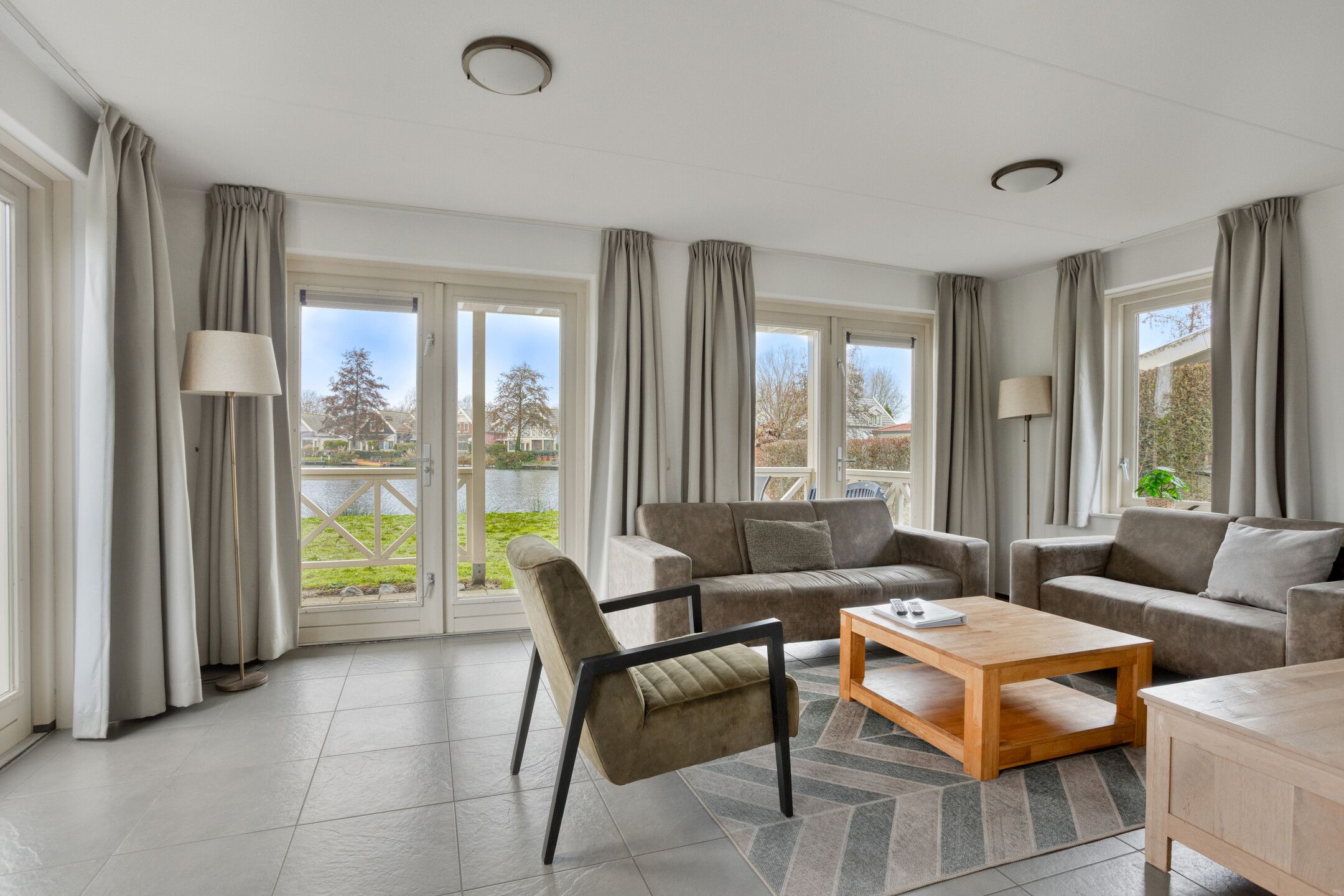 Photo 9 of Wevelsweg 303