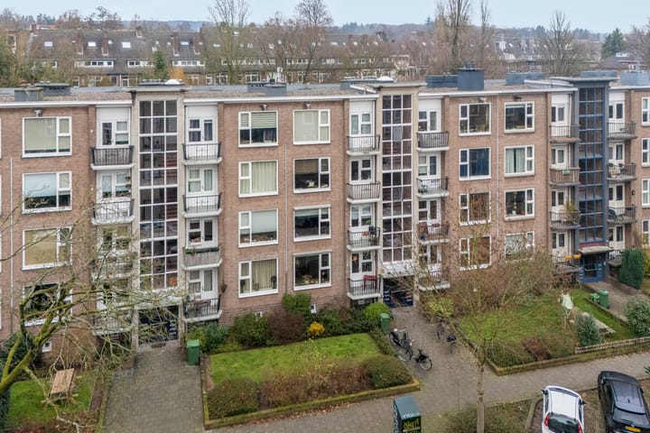 Photo 34 of Dr. J.C. Hartogslaan 21-4